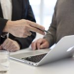 Η κομψότητα της Κέιτ Μίντλετον σε φθινοπωρινή συνάντηση με τη Melania Trump