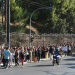 Λαμία: Σοβάδες Πολυκατοικίας Καταρρέουν Κοντά σε Πλατεία – Τυχεροί Αποφεύχθηκαν Τραυματισμοί