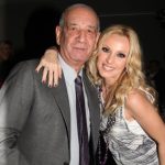 Ρωσικές Δυνάμεις Κατέλαβαν Χωριό στο Δνίπρο και Έπληξαν Στρατιωτικές Υποδομές στην Ουκρανία