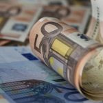 Η βασίλισσα Ράνια γιορτάζει τα 55 της χρόνια με στυλ και επιρροή