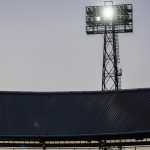 Η Ελλάδα δεν πεθαίνει και ας έχει πυρετό: Ο Σαββόπουλος τραγουδά το εμβατήριο της Μεταπολίτευσης