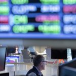 Ο Άνταμ Ντράιβερ και η Άν Χάθαγουεϊ πρωταγωνιστούν σε πολεμικό δράμα του Ρον Χάουαρντ