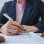 Ηράκλειο: Μαθητές συνελήφθησαν για αγοραπωλησία αεροβόλου όπλου εντός σχολείου