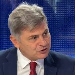 Κέλσι Γκράμερ: Πατέρας για όγδοη φορά στα 70 του χρόνια