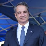 Μητσοτάκης: Μεταλαμπάδευση του μηνύματος ενότητας του ’40 και υπεράσπιση της ελευθερίας από τις Ένοπλες Δυνάμεις