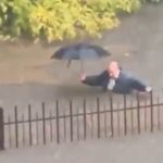 Γούρια και ξεμάτιασμα: Η νέα ζωή των παλιών δεισιδαιμονιών στη Γενιά Ζ