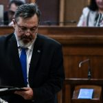 Halloween: Η αρχαιότερη παράδοση πίσω από τις μάσκες και τις κολοκύθες